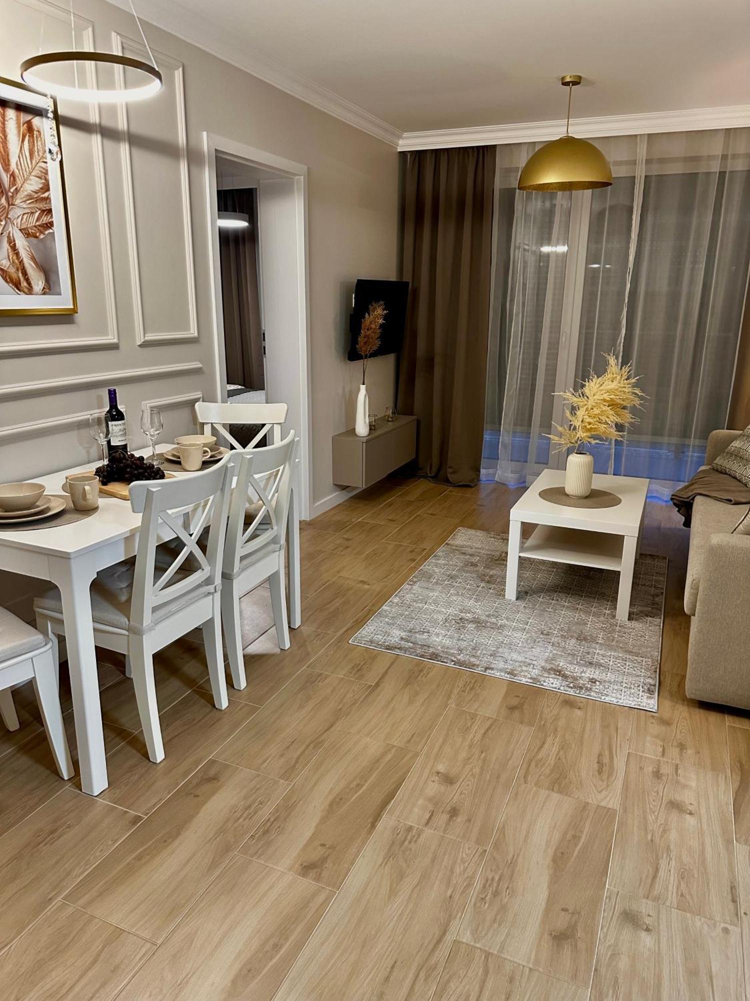 Apartamenty Kielce- Klonowa Nad Zalewem, 1-14 Osob, Faktura, Parking, Centrum מראה חיצוני תמונה